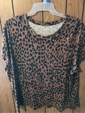 Maurice’s Casual Leopard Print Crewneck Top 2X from 24/7 collection
